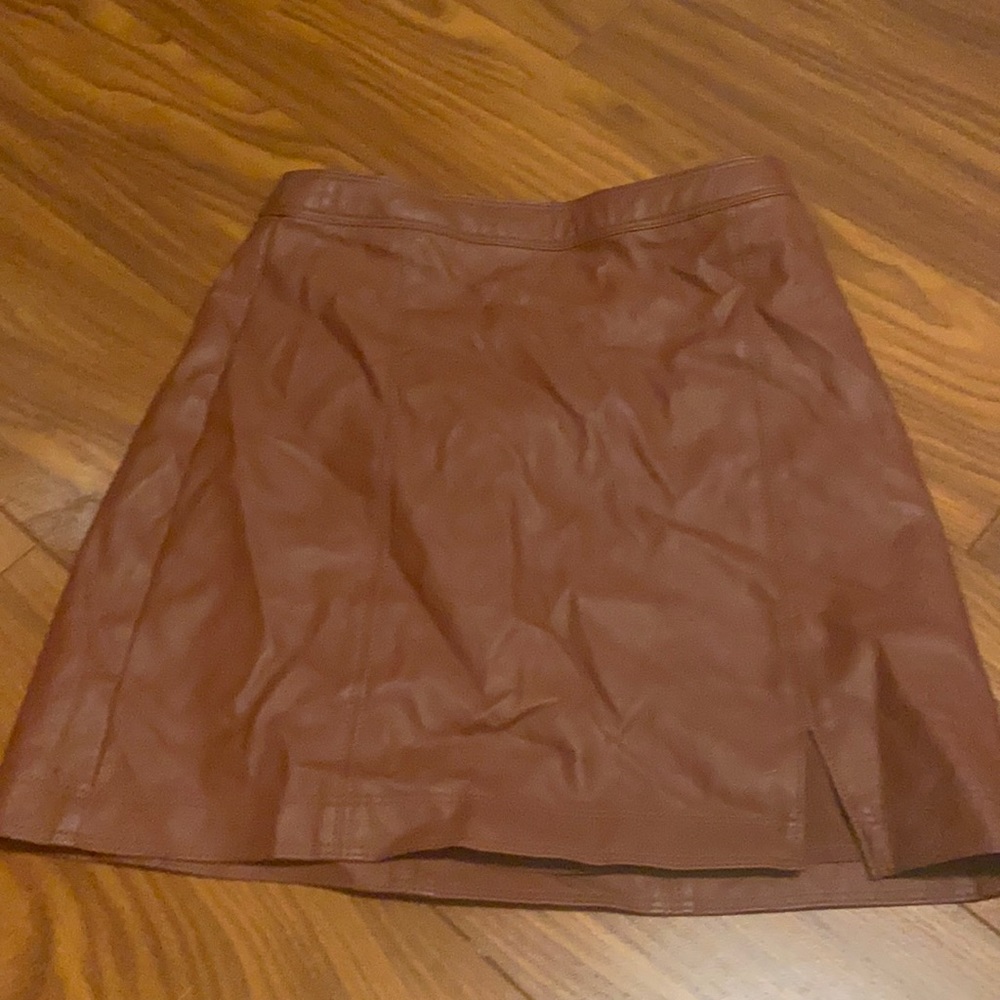 Brown faux leather mini skirt